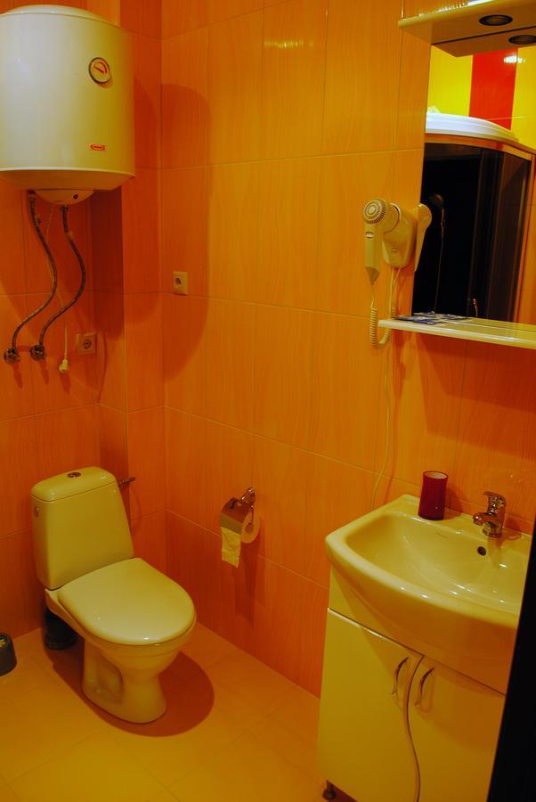 Hotel Restaurant Complex Roman'S Vishenki  Bagian luar foto