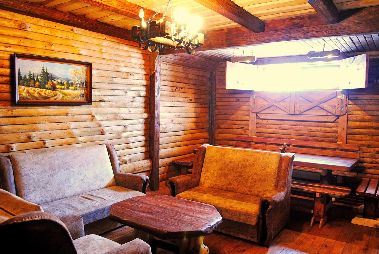 Hotel Restaurant Complex Roman'S Vishenki  Bagian luar foto