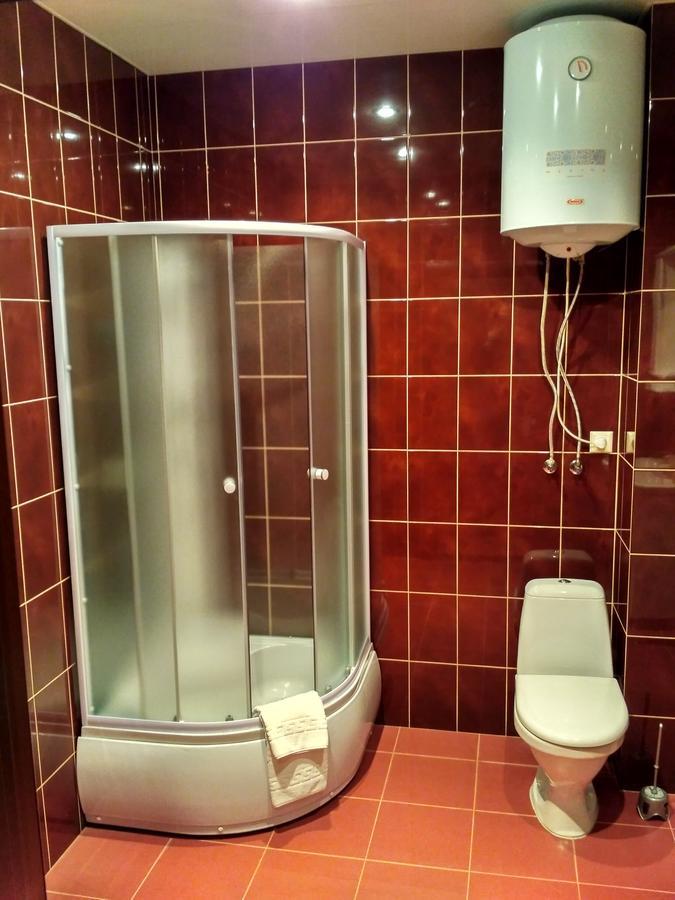 Hotel Restaurant Complex Roman'S Vishenki  Bagian luar foto
